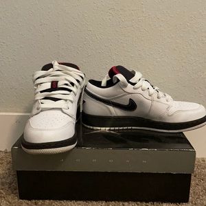 Air Jordan 1 Phat Low 4.5Y